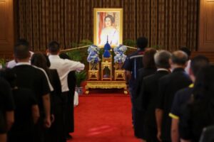 funeral queen sirikit