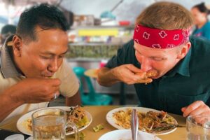 mat salleh eat hands