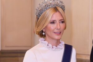 puteri mahkota marie chantal