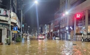 5C255085F328C976C4CAE264D8D69857