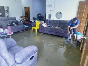 rumah banjir