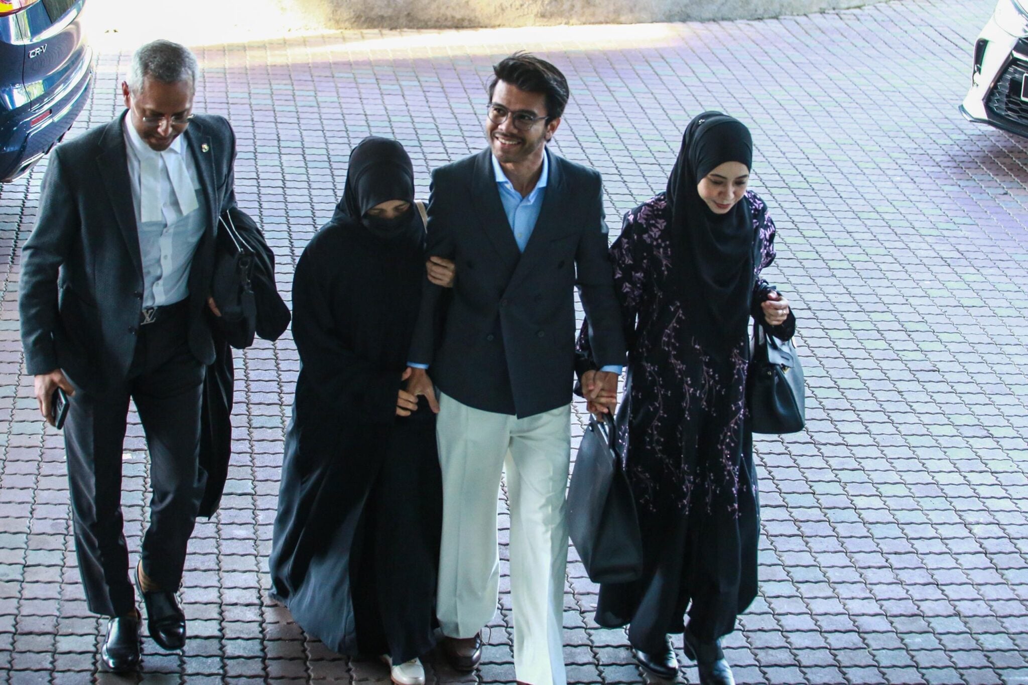 D85706B2 0E9C 4182 9722 1A3387F3Edd7 2048X1365 1