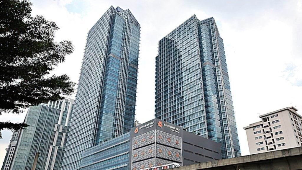 Menara Kembar Bank Rakyat 1