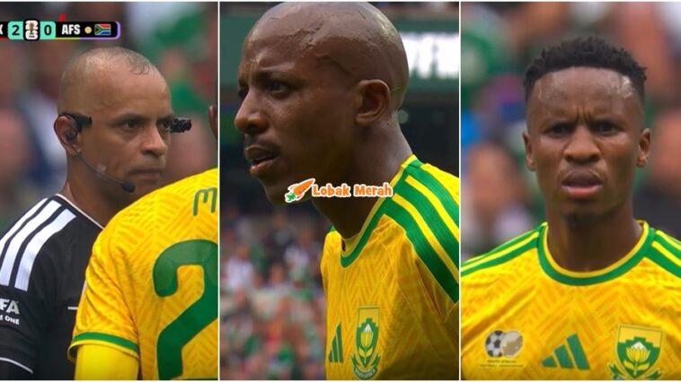 Pemain Afrika Selatan Kad Merah Pengadil