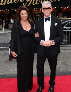 Pierce Brosnan Wife Keely Shaye Smith 3 67F191B9332B2 700